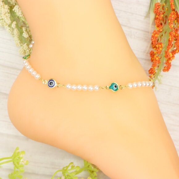 "Handmade Anklet – Elegant & Delicate Jewelry for Women | UNVRC1451 - Picture 2 of 10